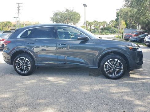 Certified 2025 Audi Q5 Premium w/ Premium Plus AWD/4WD image 4