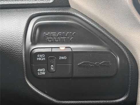 Used 2024 RAM 2500 Laramie AWD/4WD image 26