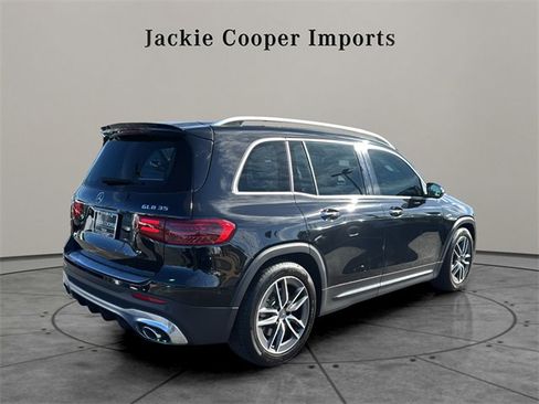 Certified 2025 Mercedes-Benz GLB 35 AMG 4MATIC image 5