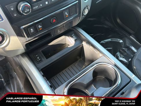 Used 2017 Nissan Titan SV RWD image 23