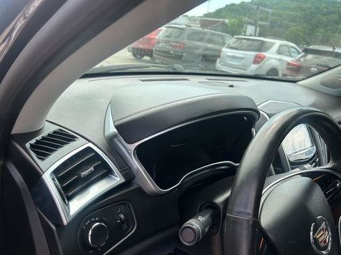 Used 2016 Cadillac SRX Luxury AWD/4WD image 17