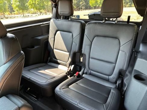 Used 2025 Ford Bronco Badlands AWD/4WD image 17