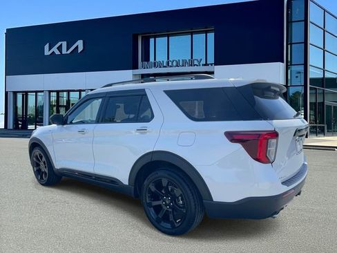 Used 2023 Ford Explorer ST-Line w/ Class IV Trailer Tow Package RWD image 8
