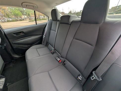 Used 2024 Toyota Corolla LE image 23