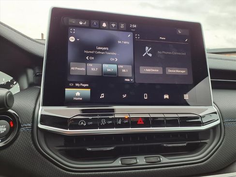 New 2026 Jeep Compass Latitude AWD/4WD image 3