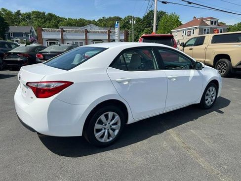 Used 2016 Toyota Corolla LE FWD image 3