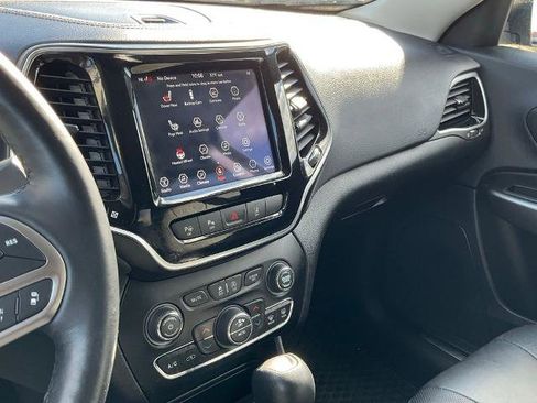 Used 2021 Jeep Cherokee Limited AWD/4WD image 9