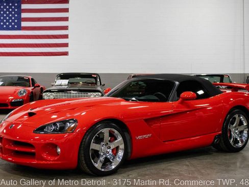 Used 2008 Dodge Viper SRT-10 w/ Protection Group image 2