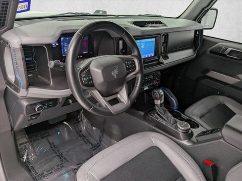 Used 2023 Ford Bronco Black Diamond image 10