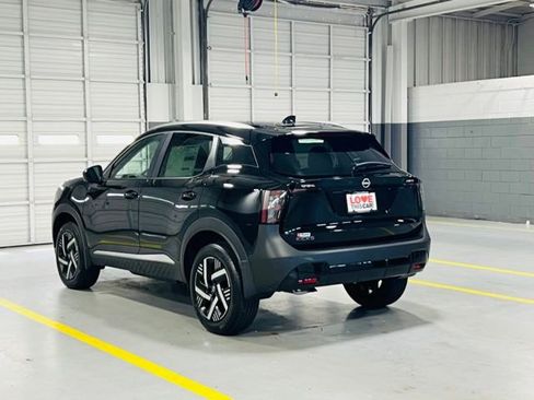 New 2026 Nissan Kicks SV FWD image 14