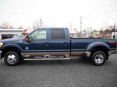 Used 2014 Ford F350 Lariat w/ Lariat Ultimate Package image 2