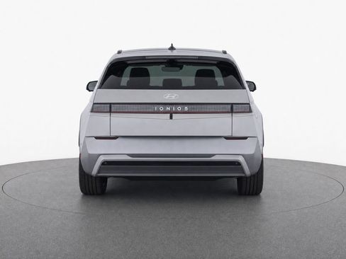 New 2026 Hyundai Ioniq 5 SE RWD image 7