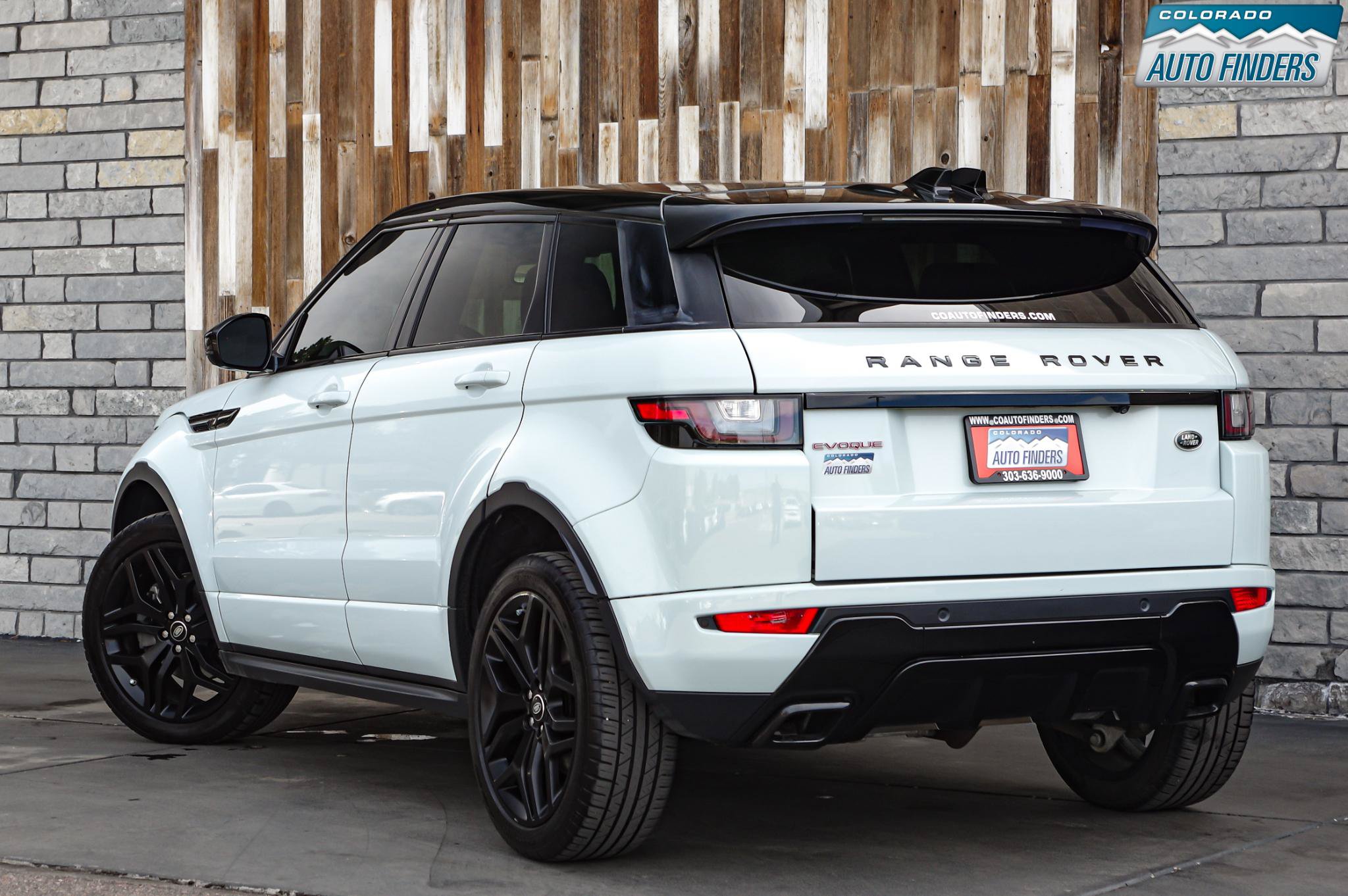 Used 2017 Land Rover Range Rover Evoque HSE Dynamic AWD/4WD image 4