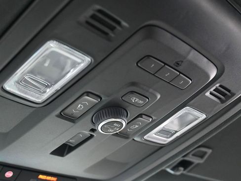 Used 2024 Chevrolet Tahoe Premier image 26