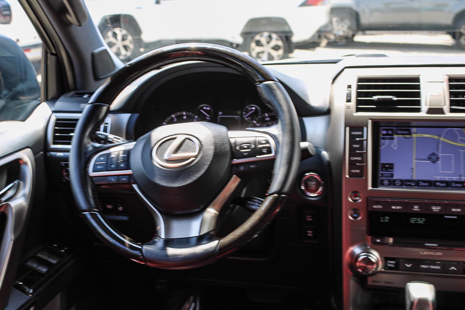 Used 2021 Lexus GX 460 Premium w/ Premium Package AWD/4WD image 15
