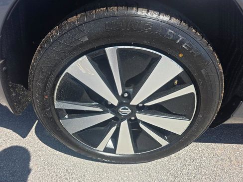 Used 2019 Nissan Altima 2.5 SV AWD/4WD image 22