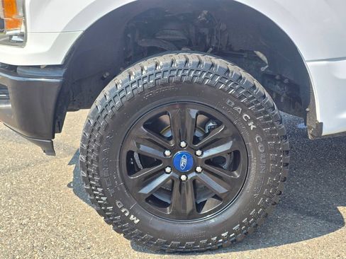 Used 2020 Ford F150 XL w/ Equipment Group 101A Mid AWD/4WD image 9