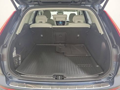 New 2026 Volvo XC60 B5 Ultra w/ Protection Package Premier AWD/4WD image 10