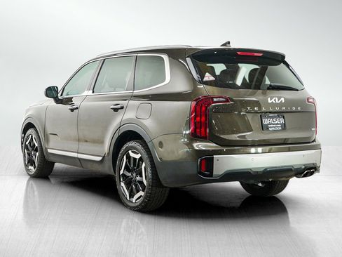 Used 2023 Kia Telluride S w/ S Sunroof Package AWD/4WD image 3
