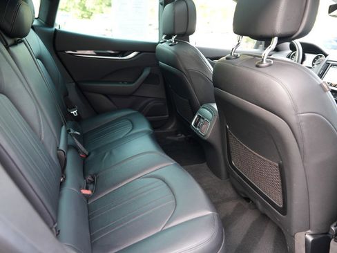 Used 2023 Maserati Levante Modena image 37