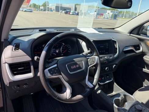 Used 2020 GMC Terrain SLE w/ Driver Convenience Package FWD image 11
