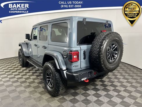 Used 2025 Jeep Wrangler Unlimited Rubicon image 7