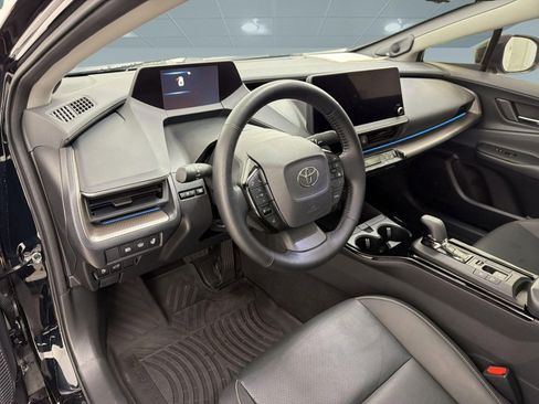 Used 2024 Toyota Prius Limited w/ Limited Premium Package image 4