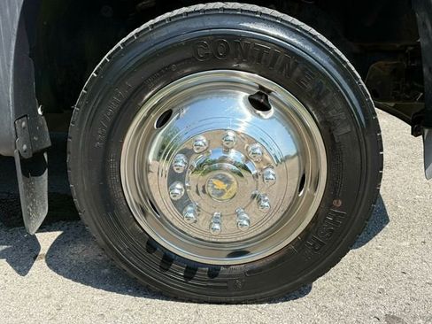 Used 2014 Ford F450 XL w/ Power Equipment Group AWD/4WD image 32
