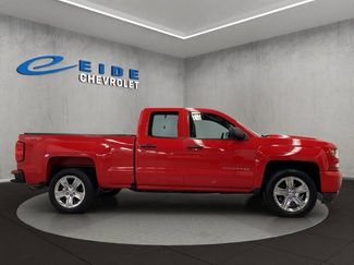 Used 2017 Chevrolet Silverado 1500 Custom w/ Custom Convenience Package video 2