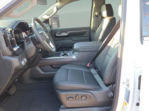 New 2026 GMC Sierra 2500 SLT w/ SLT Convenience Package image 25