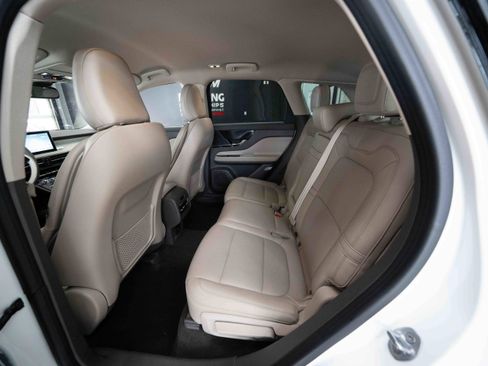 Used 2022 Lincoln Corsair AWD w/ Equipment Group 101A image 23