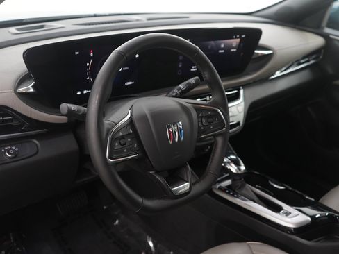 Used 2024 Buick Envista Avenir image 21