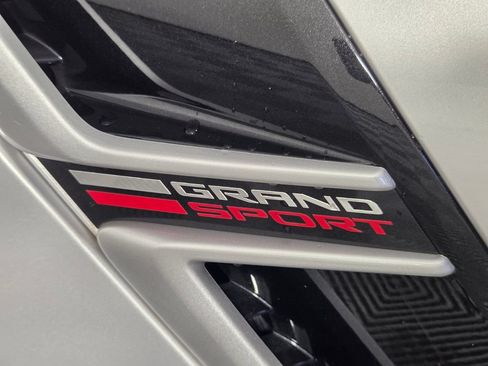 Used 2019 Chevrolet Corvette Grand Sport RWD image 10