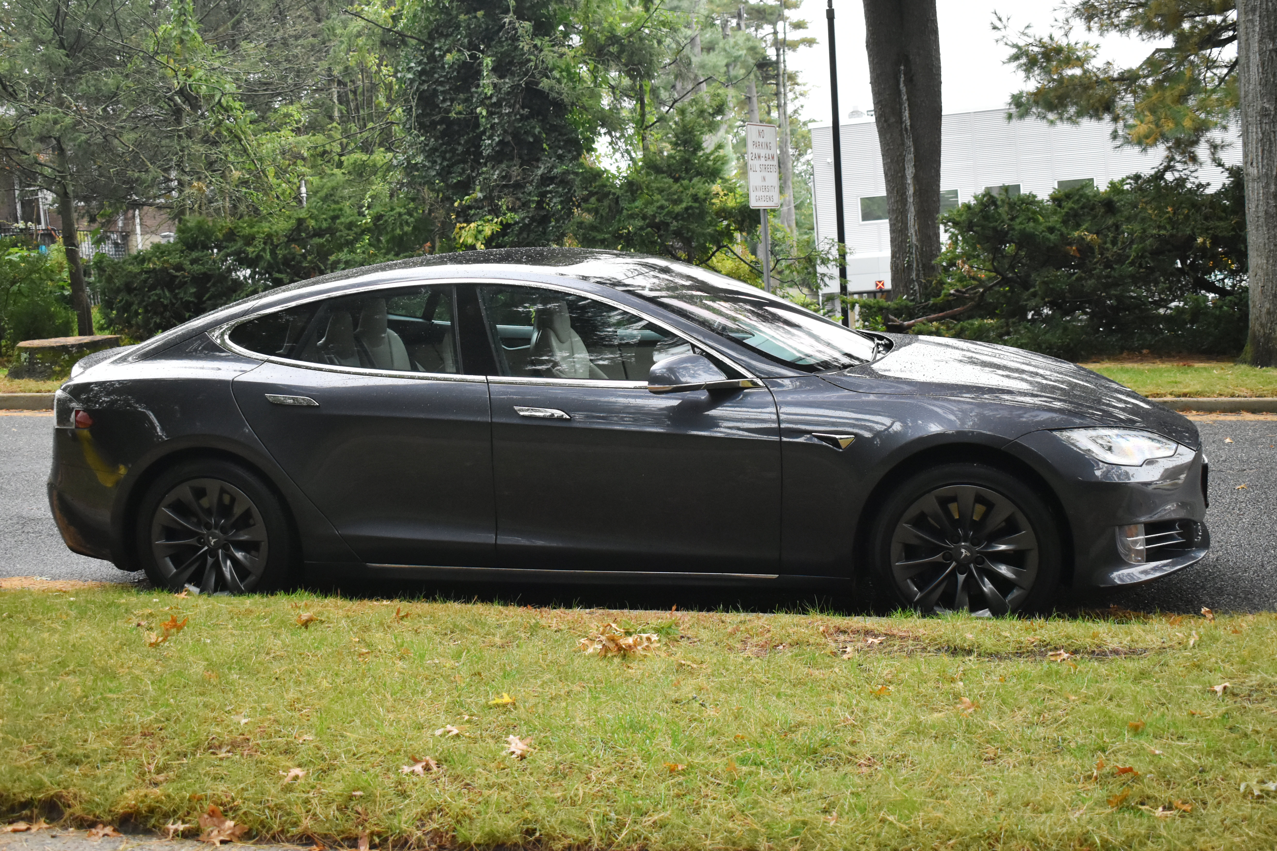 Used 2020 Tesla Model S Long Range AWD/4WD image 10