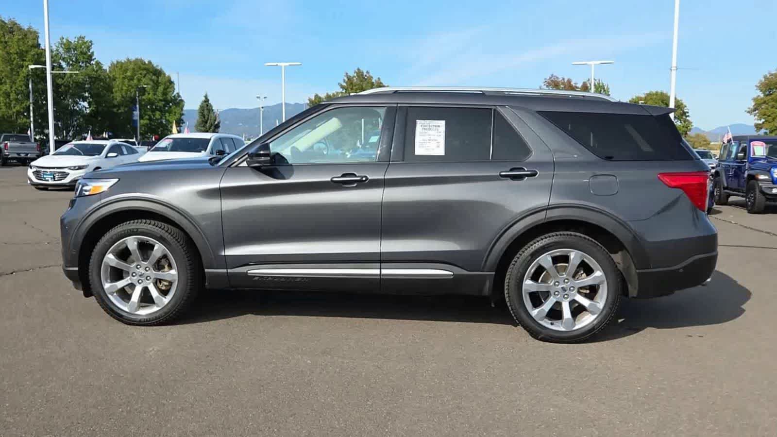 Used 2020 Ford Explorer Platinum w/ Premium Technology Package AWD/4WD image 5