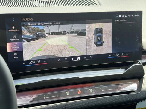 New 2026 BMW i5 eDrive40 w/ Premium Package RWD image 16