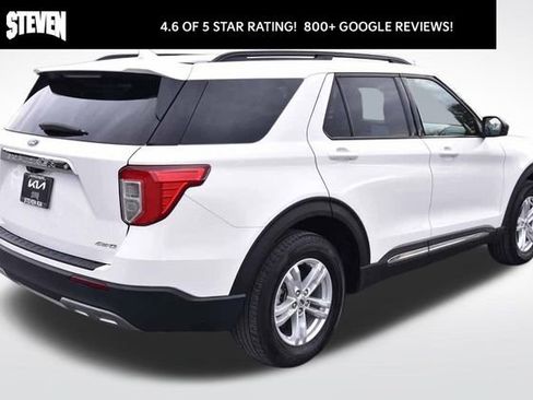 Used 2022 Ford Explorer XLT w/ Equipment Group 202A image 4