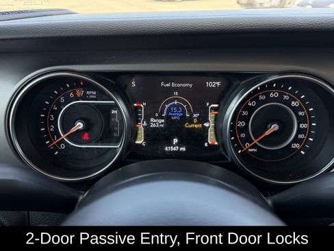 Used 2022 Jeep Gladiator Sport AWD/4WD image 17