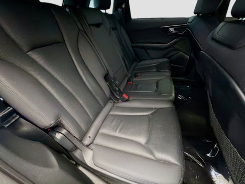 Used 2022 Audi Q7 3.0T Prestige image 14