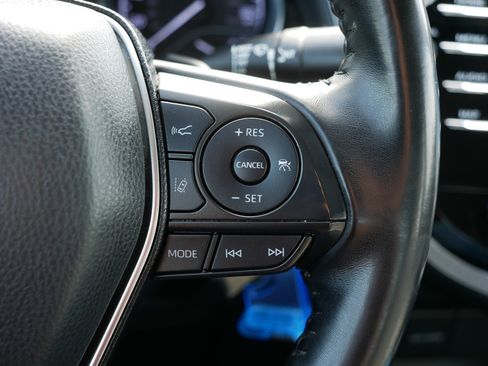 Used 2019 Toyota Camry SE FWD image 28