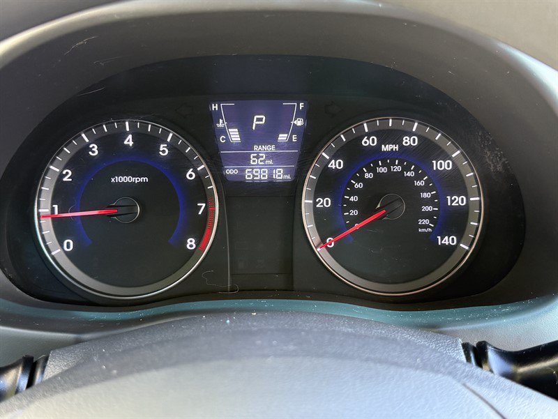 Used 2014 Hyundai Accent GLS w/ Option Group 2 FWD image 12