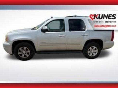 Used 2012 GMC Yukon SLT w/ SLT-2 Equipment Package AWD/4WD image 4