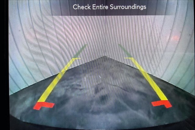 Used 2019 Chrysler Pacifica Touring-L Plus FWD image 21