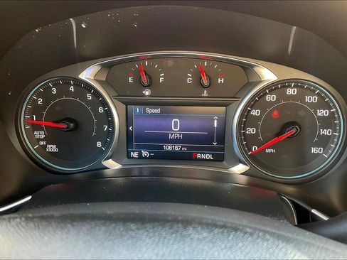 Used 2022 Chevrolet Equinox LS w/ LS Convenience Package FWD image 17