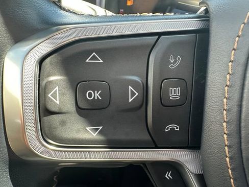 Used 2025 RAM 1500 Tungsten AWD/4WD image 14