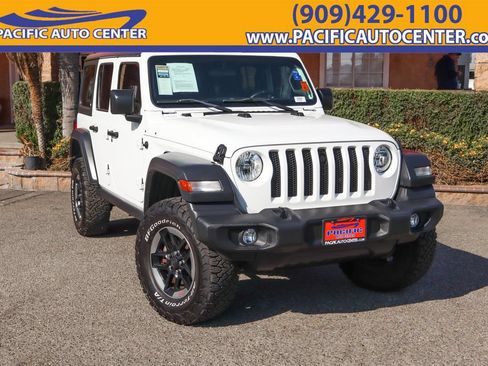 Used 2018 Jeep Wrangler Unlimited Sport AWD/4WD image 1