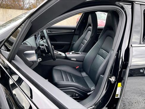 Used 2023 Porsche Panamera Platinum Edition image 7