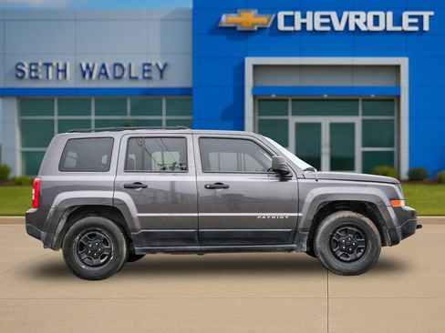 Used 2016 Jeep Patriot Sport FWD image 8