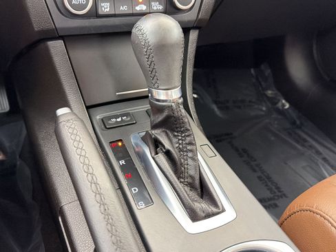 Used 2020 Acura ILX w/ Premium Package image 16