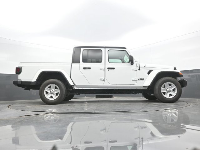 Used 2022 Jeep Gladiator Sport AWD/4WD image 57